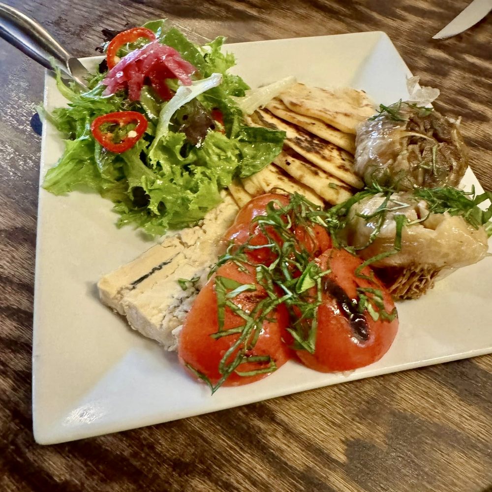 Riviera Scratch Kitchen - Jumbo Roasted Garlic - New American Near Me - Glenwood Springs, Colorado