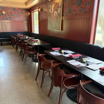 Condesa - Inside table seating - Cocktail Bars Near Me - San Luis Obispo, California Condesa - Inside table seating - Cocktail Bars Near Me - San Luis Obispo, California