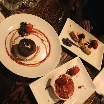 La Gueule de Bois - desserts on plates - Canadian (New) Near Me - Quebec City, Quebec La Gueule de Bois - desserts on plates - Canadian (New) Near Me - Quebec City, Quebec
