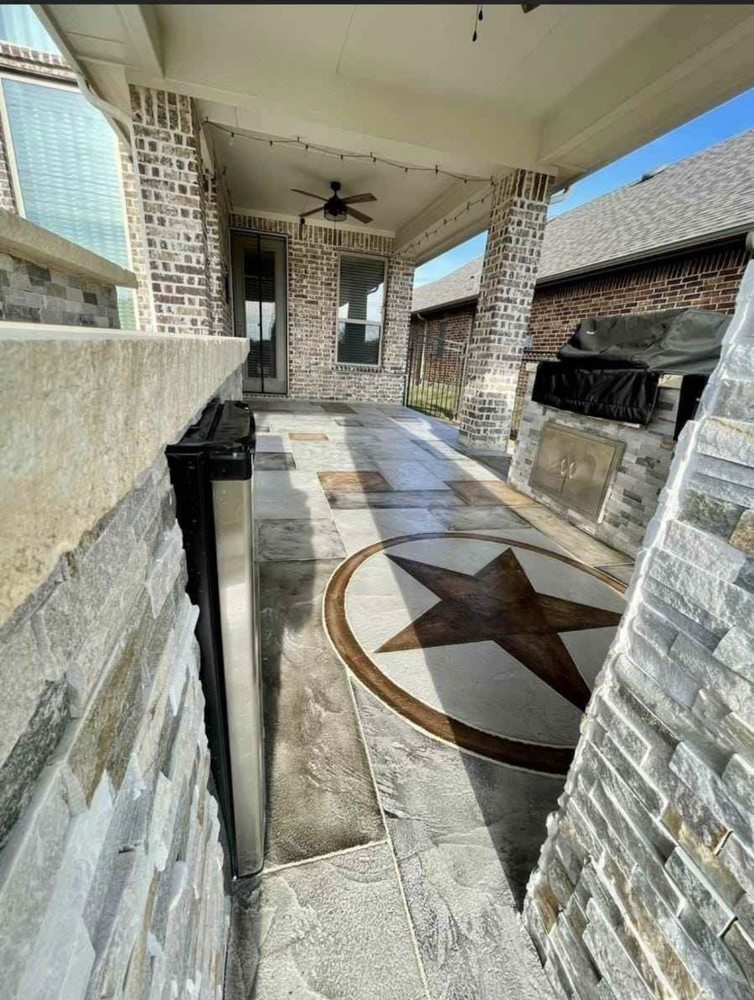 Slide of Marcos Construction