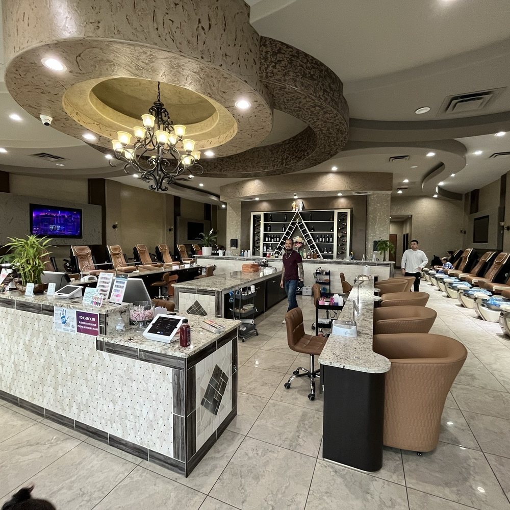 H Nails & Bar - Inside - Nail Salons Near Me - San Antonio, Texas