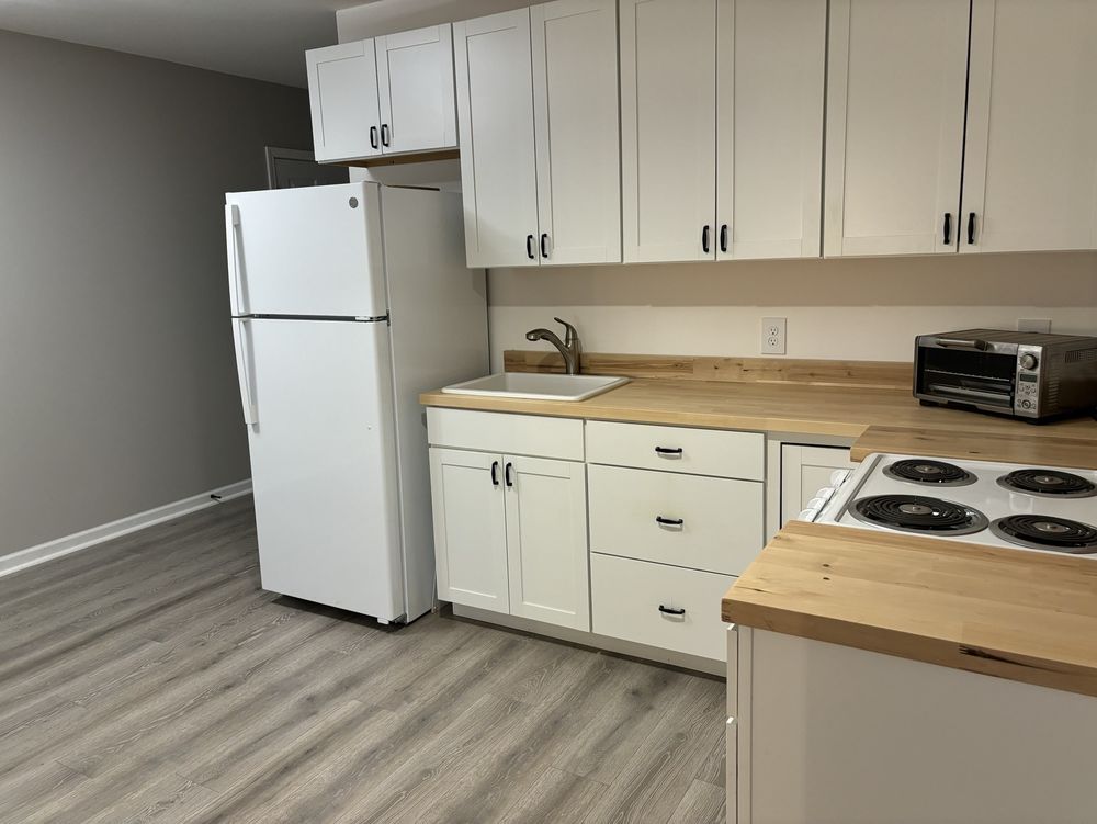 Slide of Construction Logic Builders & Renovation