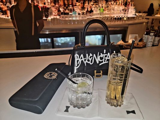 Bleau Bar by null