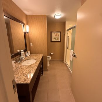 Hampton Inn & Suites Boulder-North - Hotels Near Me - Boulder, Colorado