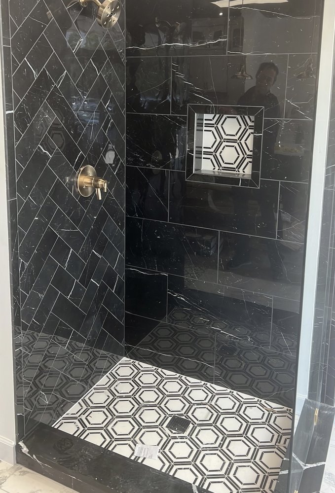 Slide of Dreamline Design