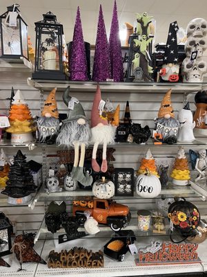 TJ MAXX/HOMEGOODS - Updated January 2026 - 236 Photos & 272 Reviews