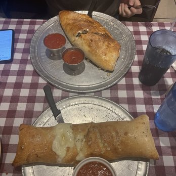 The Original Anthony's NY Pizza - Cheese Stromboli and small veggie calzone - Pizza Near Me - Casselberry, Florida The Original Anthony's NY Pizza - Cheese Stromboli and small veggie calzone - Pizza Near Me - Casselberry, Florida