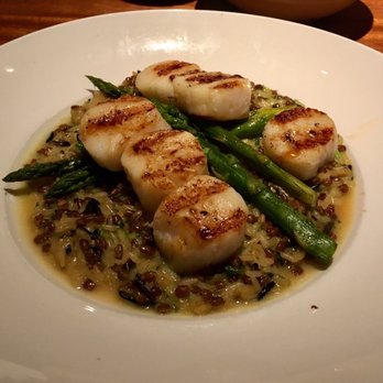 Seasons 52 - Scallops with asparagus and wild rice - New American Near Me - Columbia, Maryland Seasons 52 - Scallops with asparagus and wild rice - New American Near Me - Columbia, Maryland
