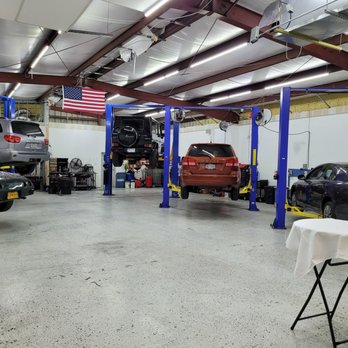 Mobile Auto Clinic - Mobile Auto Clinic's shop service bays. - Auto Repair Near Me - Round Rock, Texas