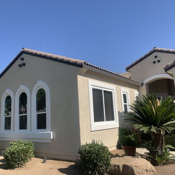 Overall Painting - Casa in detailed painted - Painters Near Me Overall Painting - Casa in detailed painted - Painters Near Me