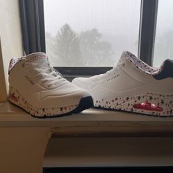 Shoe Dept. Encore - Sketchers