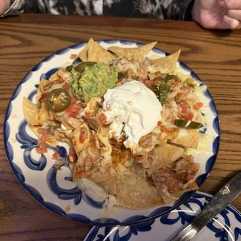 El Torito - NACHOS SUPREMOS - SHREDDED CHICKEN - Mexican Near Me - San Leandro, California