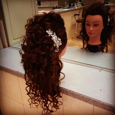 Cannella School of Hair Design by null