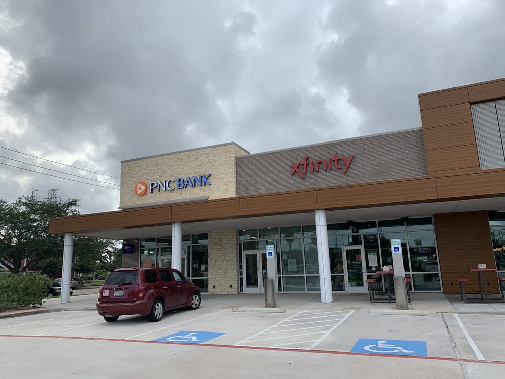 XFINITY STORE BY COMCAST DEALER Updated July 2024 15 Reviews 820