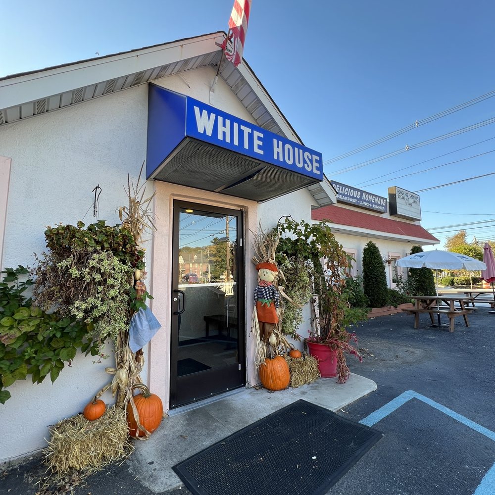 White House Family Restaurant
