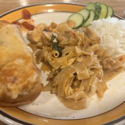Thai Kitchen - Pad prik with chicken and spring roll with pork.