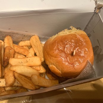 No Good Burger Joint - Pops burger (no bacon). Lots of food. - Burgers Near Me - Baldwin, New York