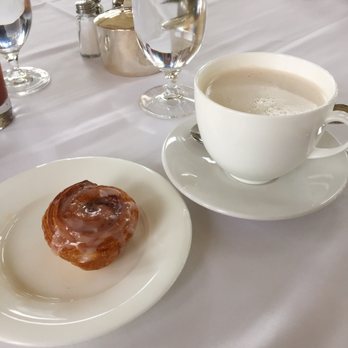 Hilltop Dining Room - Chai Latte & cinnamon roll to start - New American Near Me - Napa, California Hilltop Dining Room - Chai Latte & cinnamon roll to start - New American Near Me - Napa, California