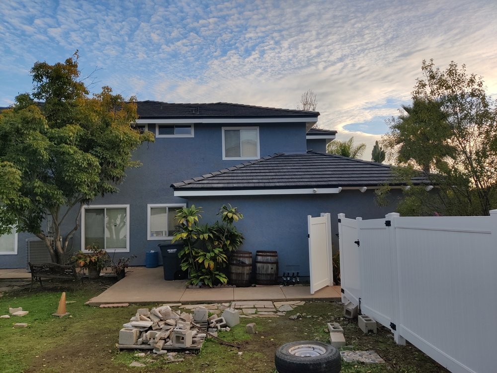 Slide of Sustaita Roofing