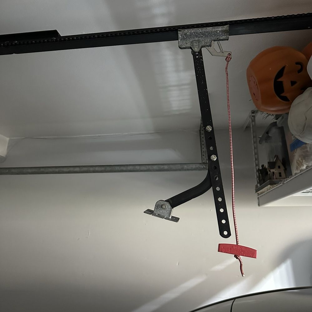 Urgent Garage Doors - Garage Door Services Near Me - Irvine, California Urgent Garage Doors - Garage Door Services Near Me - Irvine, California