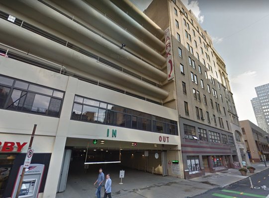 W General Robinson St Garage, Tony Dorsett Dr, Pittsburgh, PA, Parking