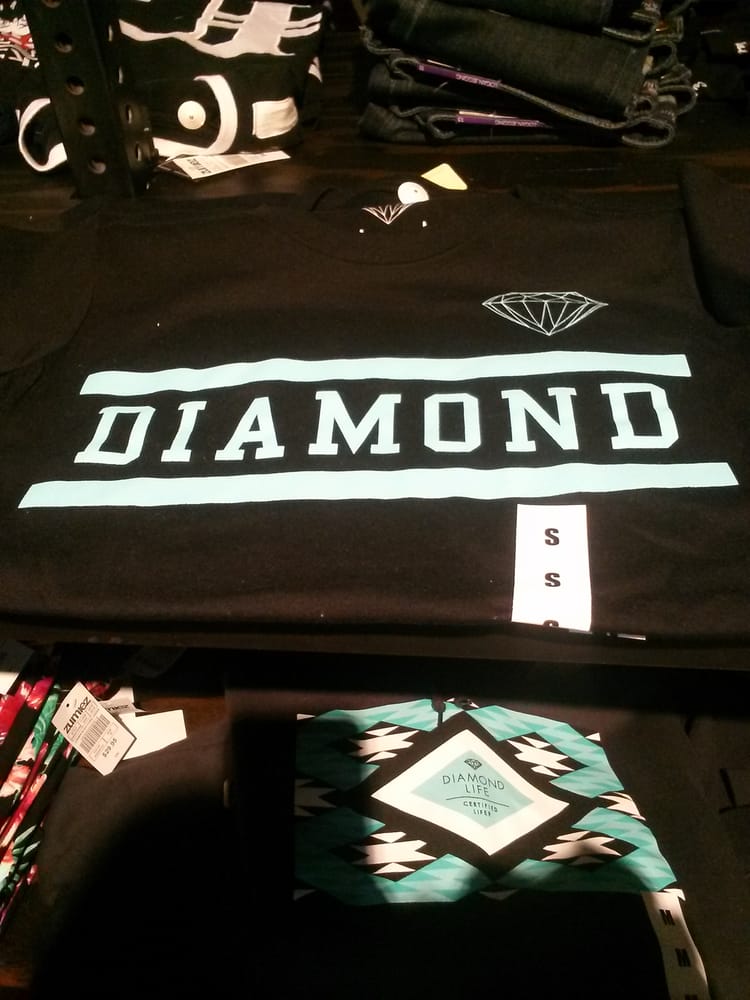 ZUMIEZ 14200 E Alameda Ave, Aurora, Colorado Accessories Phone