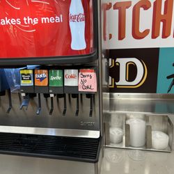 Popeyes Louisiana Kitchen - They were out of coke and Mac n cheese