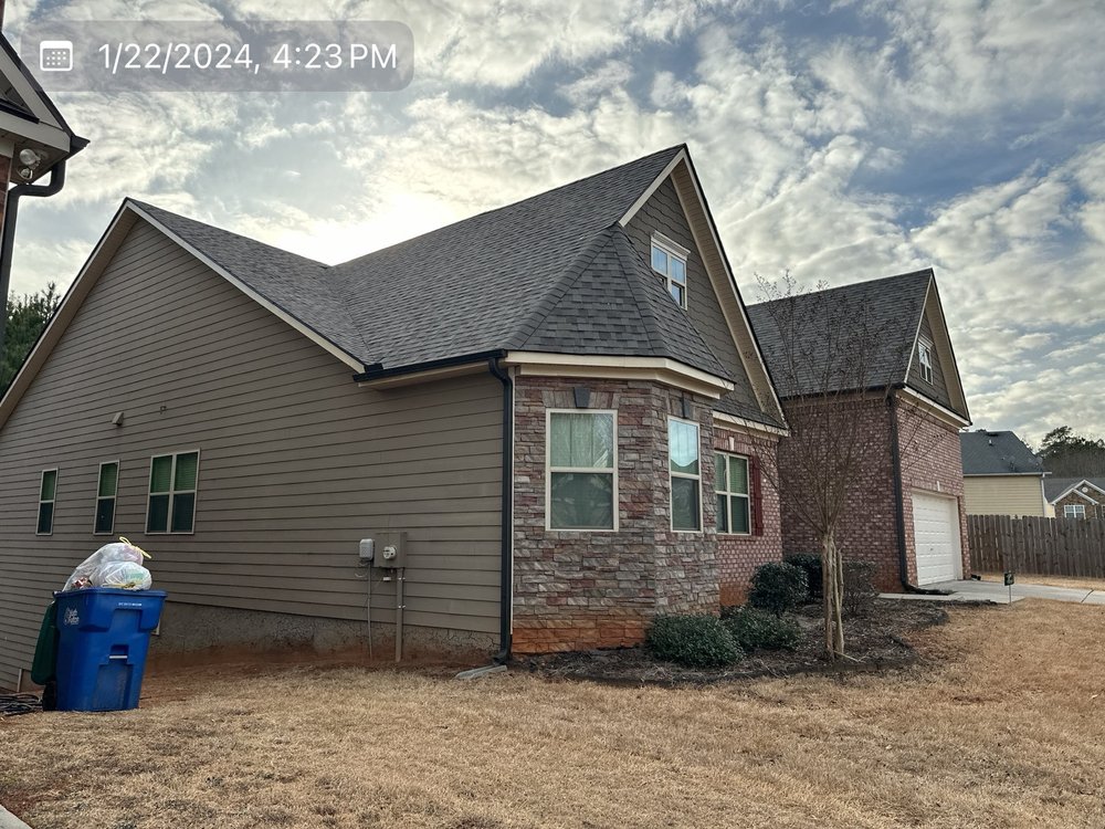 Slide of Live Oak Exteriors