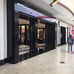 Victoria's Secret & PINK