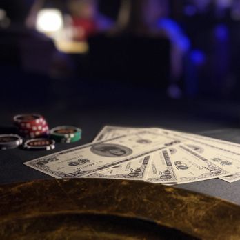 Speakeasy Murder Mystery Show - Fake money to bribe characters - Dinner Theater Near Me - Orlando, Florida Speakeasy Murder Mystery Show - Fake money to bribe characters - Dinner Theater Near Me - Orlando, Florida
