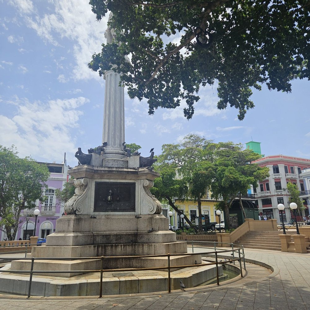 Plaza Colon - Parks Near Me - San Juan, Puerto Rico