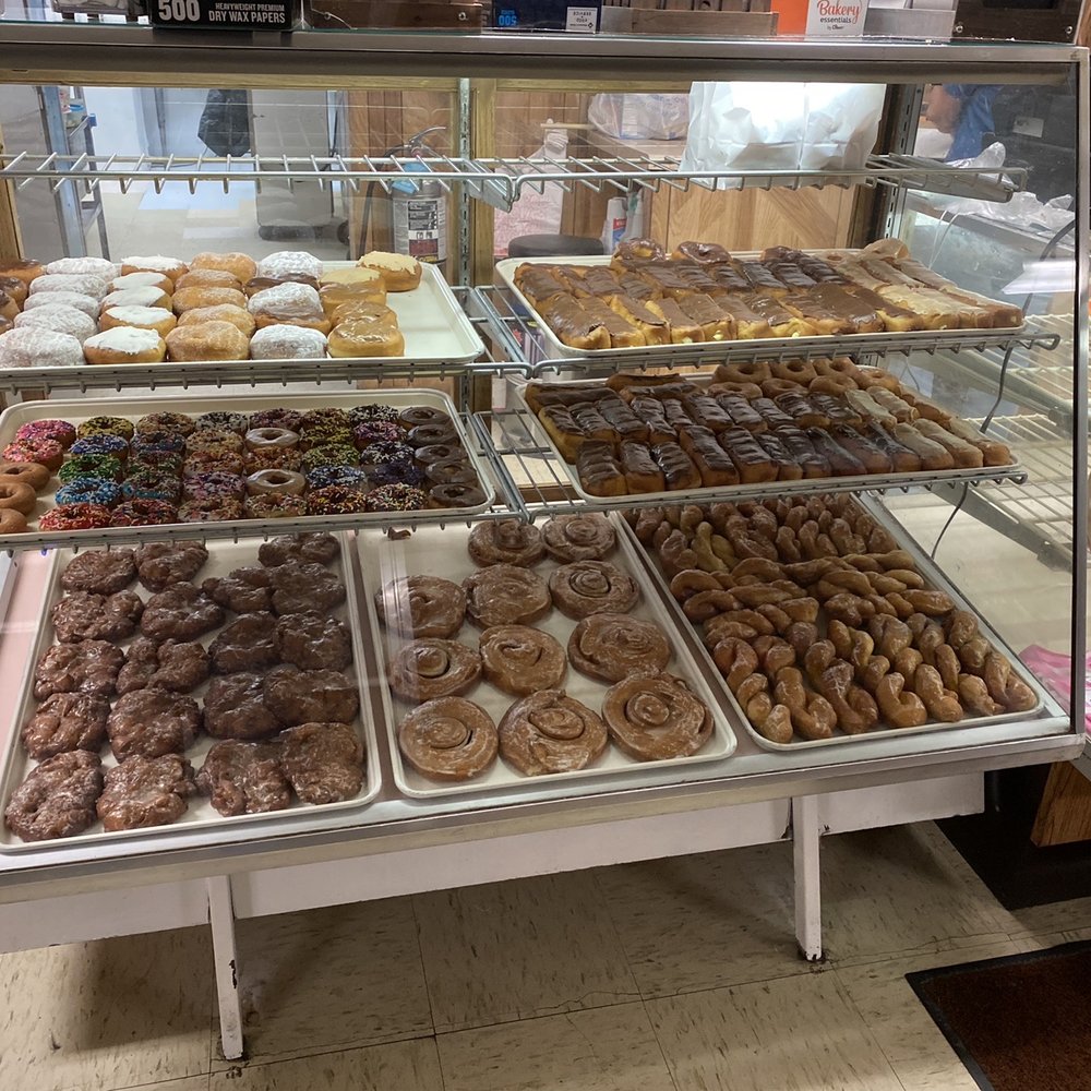 Sweet Al's Donut Shoppe - The selection - Bakeries Near Me - Cameron, Missouri Sweet Al's Donut Shoppe - The selection - Bakeries Near Me - Cameron, Missouri