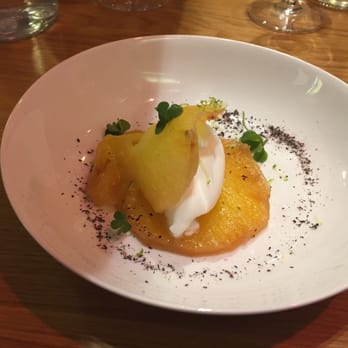 L'Atelier des Augustins - Pineapple with coco-ice - French Near Me - Lyon, 69 L'Atelier des Augustins - Pineapple with coco-ice - French Near Me - Lyon, 69