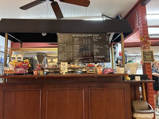 Kaffee Meister - Lakeside Coffee Bar & Drive-Thru by null