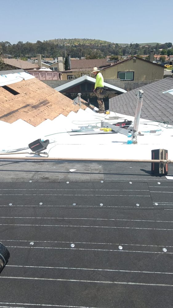 Slide of C&A Quality Roofing