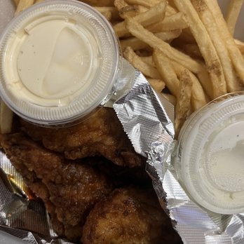 Kickin' Chicken West Ashley - 6 Chicken Tenders - American Near Me - Charleston, South Carolina Kickin' Chicken West Ashley - 6 Chicken Tenders - American Near Me - Charleston, South Carolina