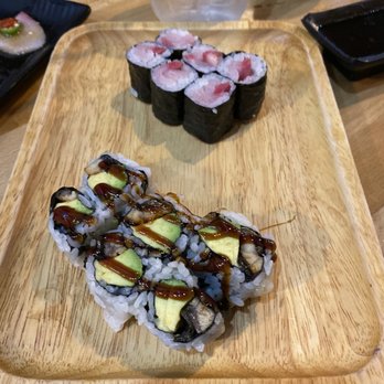 Akino - Eel Avocado Roll and Yellowtail Roll - yum - Sushi Bars Near Me - Elmhurst, New York Akino - Eel Avocado Roll and Yellowtail Roll - yum - Sushi Bars Near Me - Elmhurst, New York
