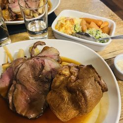 The Plough Inn - Sunday roast beef