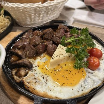 Sip Restaurant & Coffee - Black pepper Bo ne - Coffee & Tea Near Me - Westminster, California