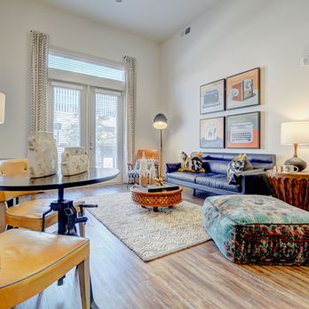 Davis at the Square - Spacious open concept floorplans - Apartments Near Me - McKinney, Texas Davis at the Square - Spacious open concept floorplans - Apartments Near Me - McKinney, Texas