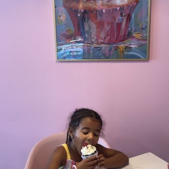 Sunshine’s Cupcakery - Cupcakes Near Me - South Elgin, Illinois Sunshine’s Cupcakery - Cupcakes Near Me - South Elgin, Illinois