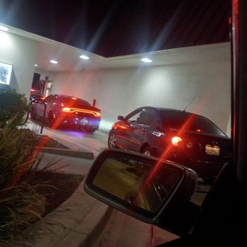 In-N-Out Burger - Driving thru - Burgers Near Me - Santa Ana, California In-N-Out Burger - Driving thru - Burgers Near Me - Santa Ana, California