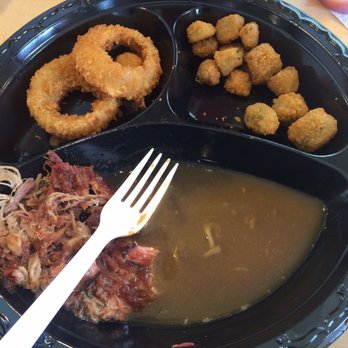 GG's BBQ - See all the water that came out of the pulled pork on the plate? Why? Gross. I ended up tossing what you see on the plate. - Barbeque Near Me - Pueblo, Colorado GG's BBQ - See all the water that came out of the pulled pork on the plate? Why? Gross. I ended up tossing what you see on the plate. - Barbeque Near Me - Pueblo, Colorado