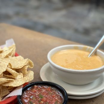 Casa Rio - Chips & Chili Con Queso - Mexican Near Me - San Antonio, Texas