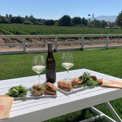 Lincourt Vineyards - Wine & Picnic Life of Leisure experience at Lincourt
