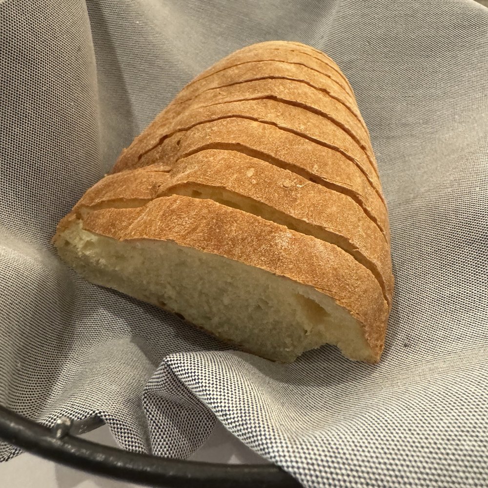 Cafe Dolce Vita - Complimentary fresh bread - Italian Near Me - Gilroy, California