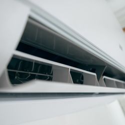 Riverside Heating & Air Conditioning, Inc. - Ductless Split System