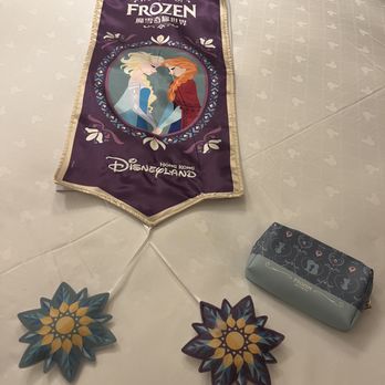 香港迪士尼樂園酒店 - Frozen theme decor - Hotels Near Me - Hong Kong, HK