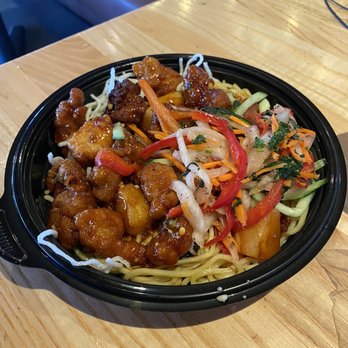 Pei Wei Asian Kitchen - Chinese Near Me - Phoenix, Arizona Pei Wei Asian Kitchen - Chinese Near Me - Phoenix, Arizona