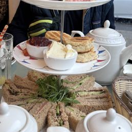Afternoon tea Afternoon tea